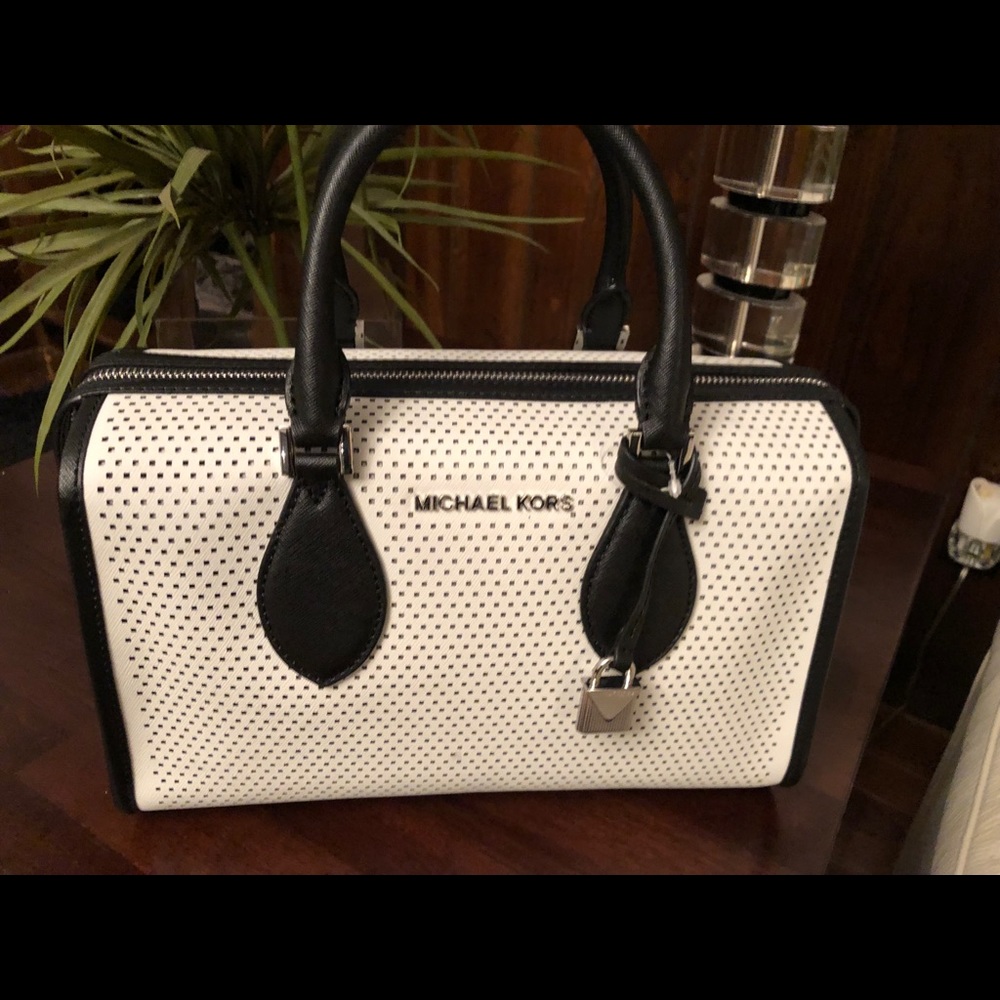 MICHAEL KORS Lacey Purse (NWT)